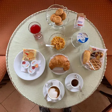 Hotel Del 3*